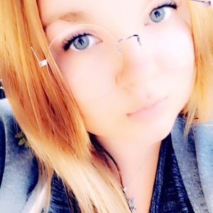 Meet your Posher, Dareyann